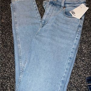 H&M Light Blue High Rise Women's Jeans